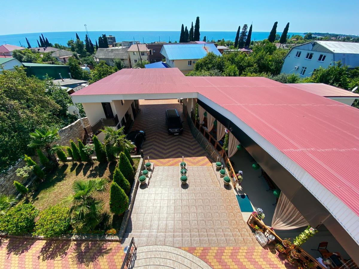 Park-Hotel Abkhazia Tsandrypsj Buitenkant foto