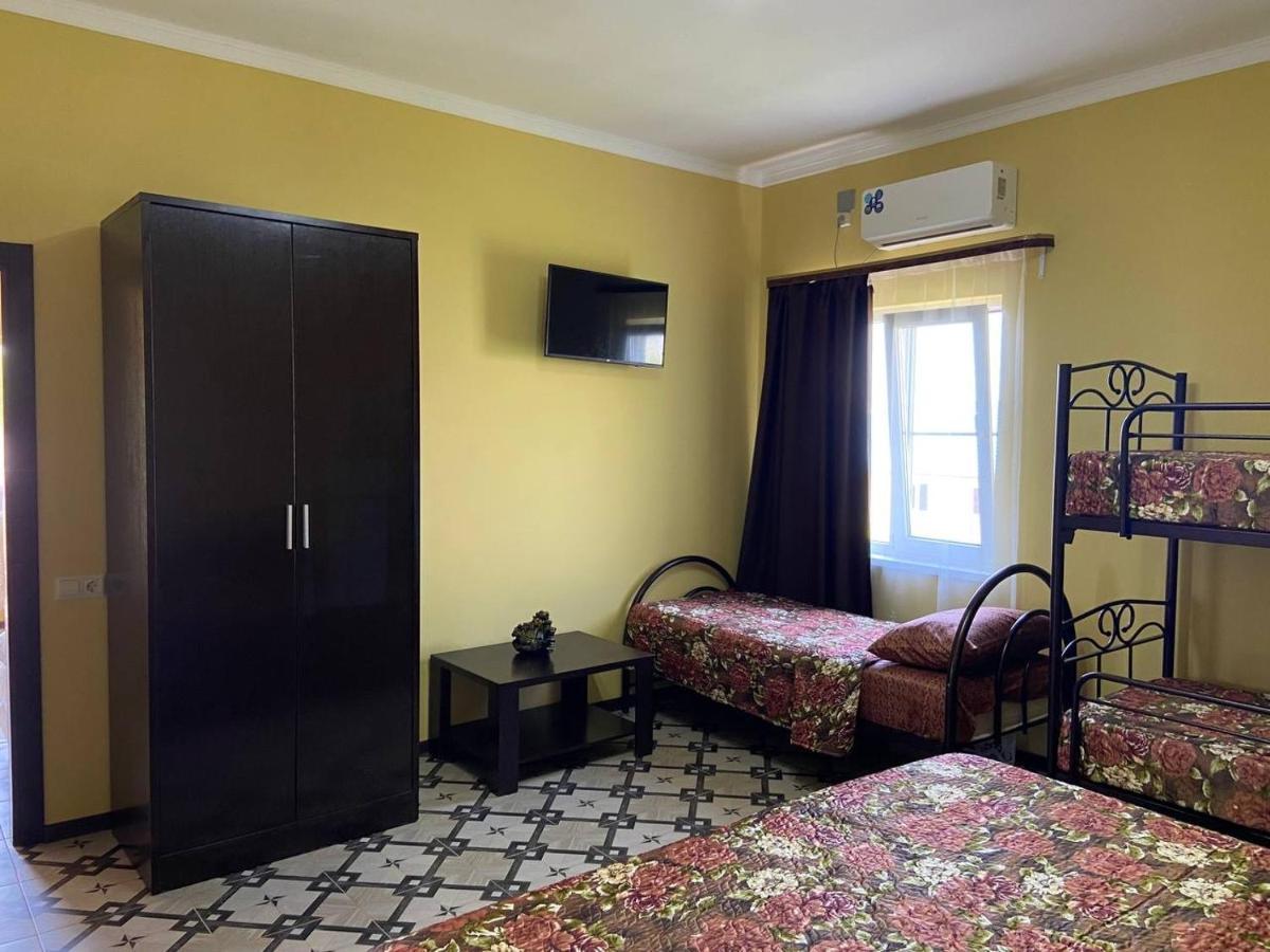 Park-Hotel Abkhazia Tsandrypsj Buitenkant foto